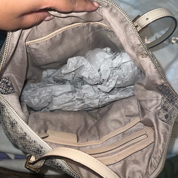 Large snakeskin, Michael Kors tote - Picture 4 of 4